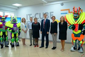 Торжественное открытие центра "IT-куб"